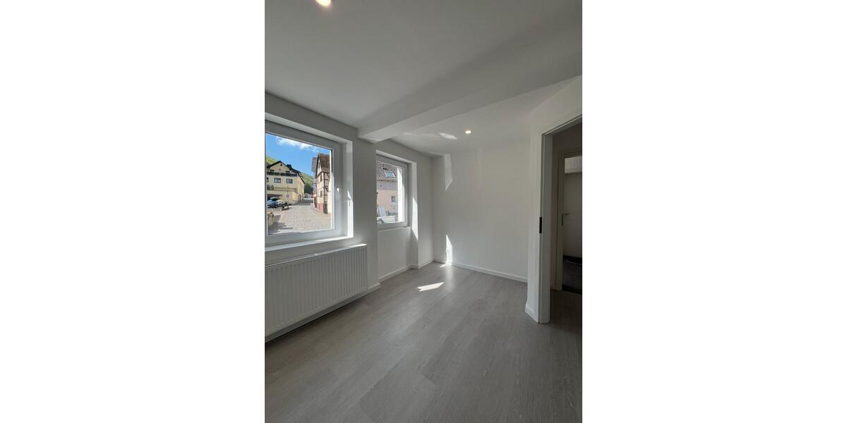 Erdgeschoßwohnung Oberwesel - 4 Zimmer, 110 m&sup2;, 600&euro; | Angebot:25720868