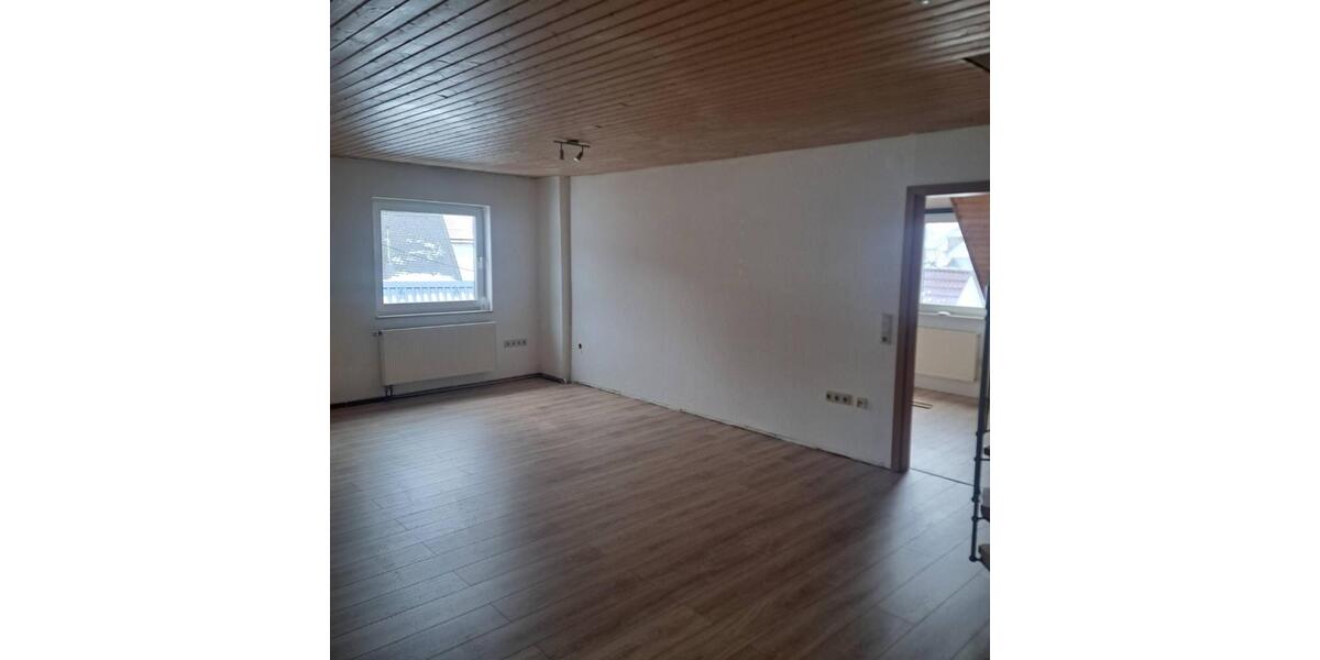 Dachgeschoßwohnung Haiger - 3 Zimmer, 72 m&sup2;, 535&euro; | Angebot:24981605