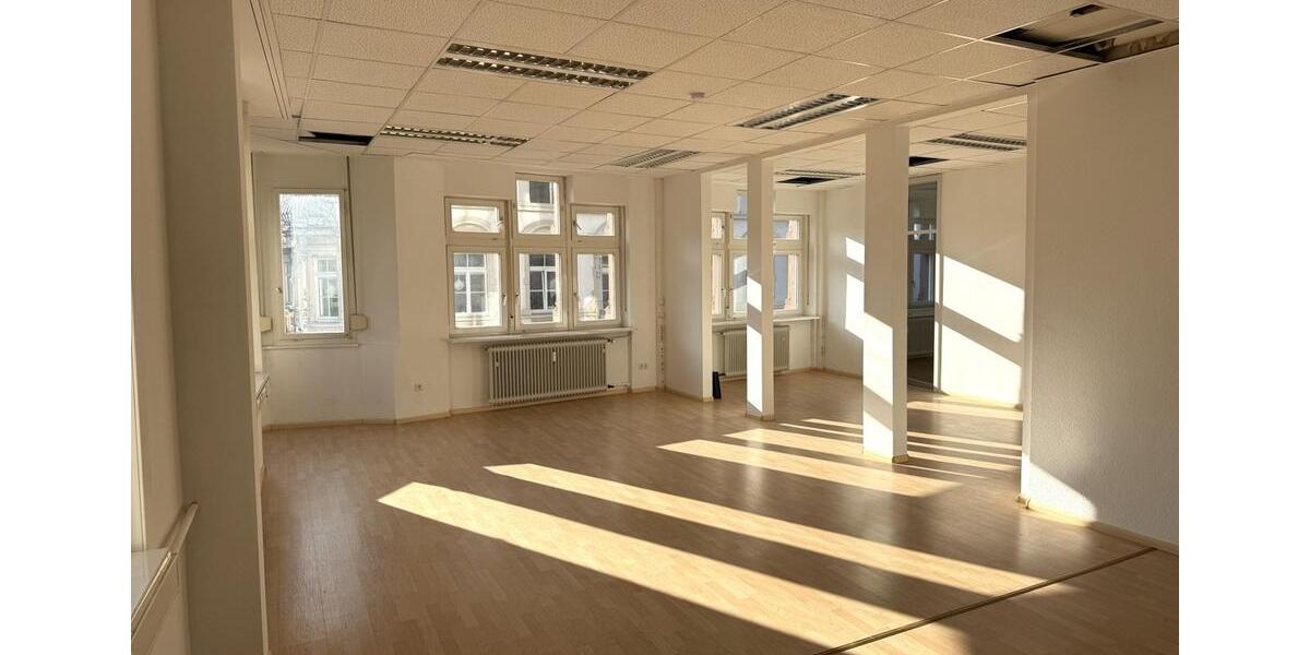 Gewerbeobjekt Freiburg im Breisgau - 2.290&euro; | Angebot:22588890
