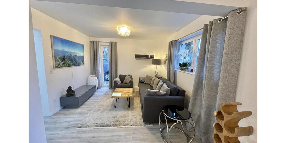 Reihenhaus Norderstedt Friedrichsgabe - 5 Zimmer, 132 m&sup2;, 2.250&euro; | Angebot:25656648