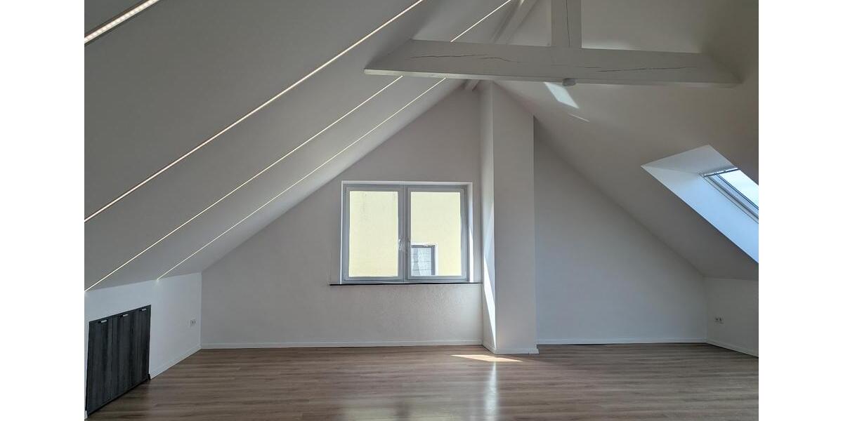 Etagenwohnung Friedrichsthal - 4 Zimmer, 130 m&sup2;, 960&euro; | Angebot:26236820