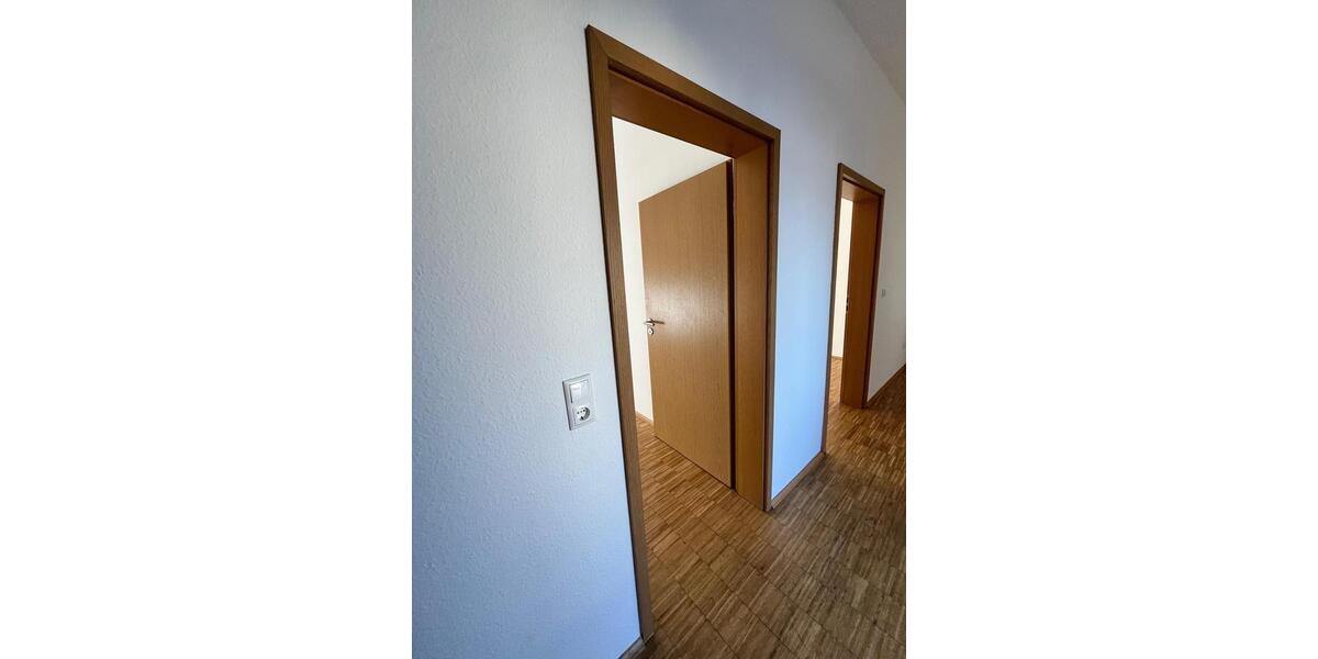 Etagenwohnung Lüdenscheid - 4 Zimmer, 96 m&sup2;, 780&euro; | Angebot:26231190