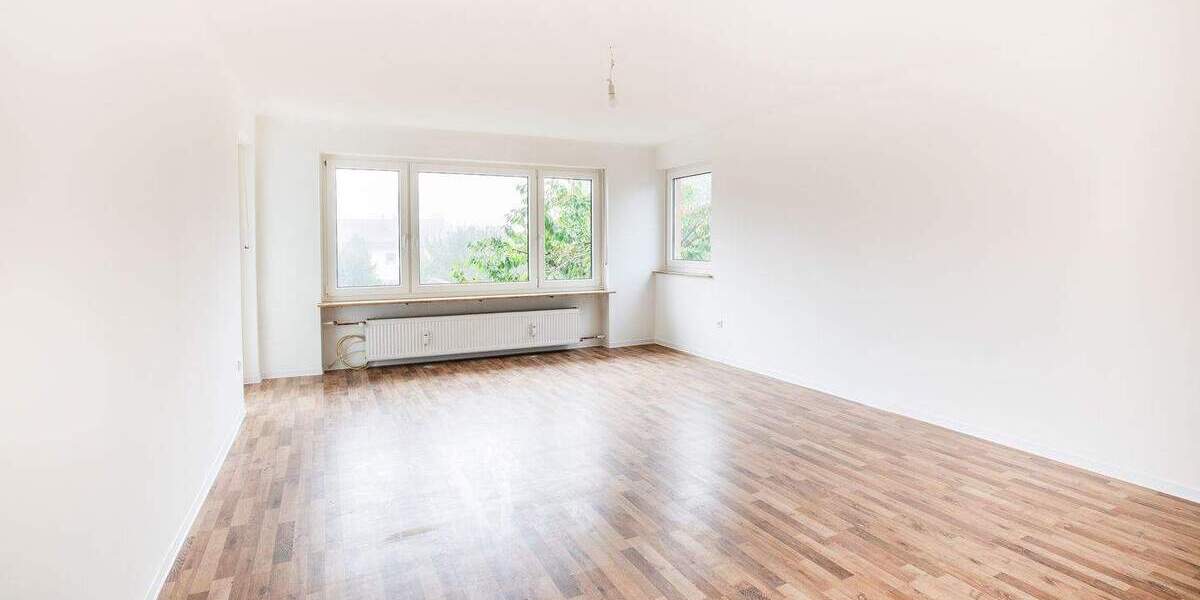 Etagenwohnung Eckersdorf Donndorf - 4 Zimmer, 100 m&sup2;, 1.170&euro; | Angebot:25815038