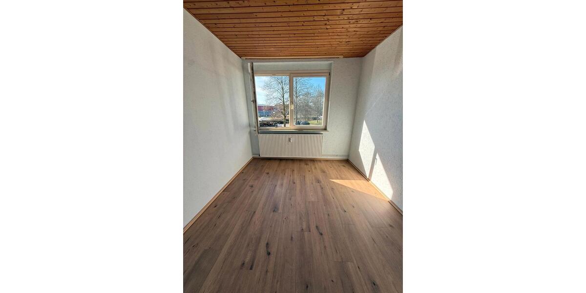 Etagenwohnung Wagenfeld - 5 Zimmer, 130 m&sup2;, 900&euro; | Angebot:25325303