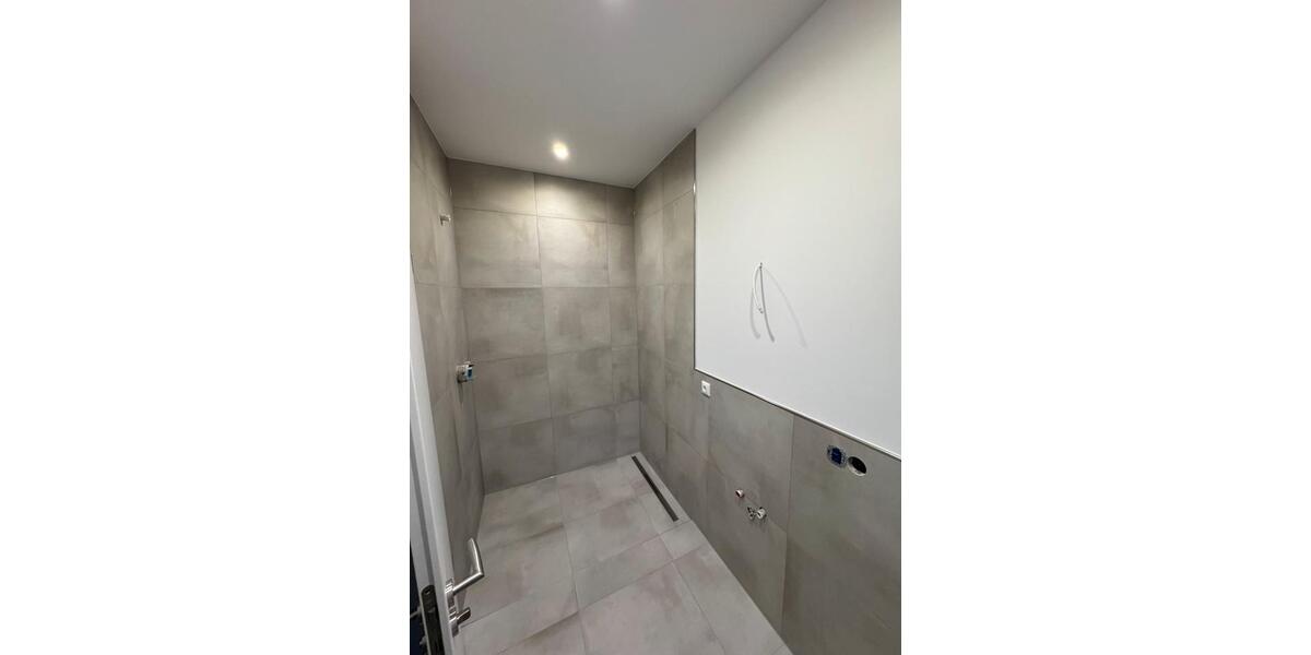 Doppelhaushälfte Bergen - 8 Zimmer, 144 m&sup2;, 1.400&euro; | Angebot:24663179