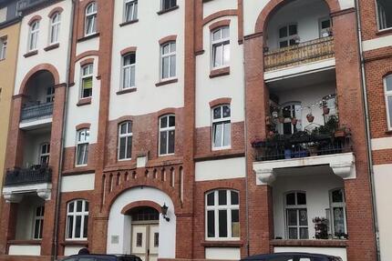 Wohnung Dessau-Roßlau Roßlau - 4 Zimmer, 100 m&sup2;, 600&euro; | Angebot:25114100