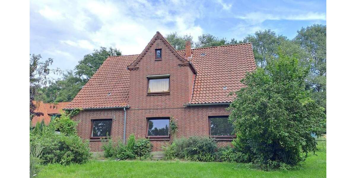 modernisierte 4-Zimmer-ALTBAU-Wohnung mit Gartenanteil 4 zimmer