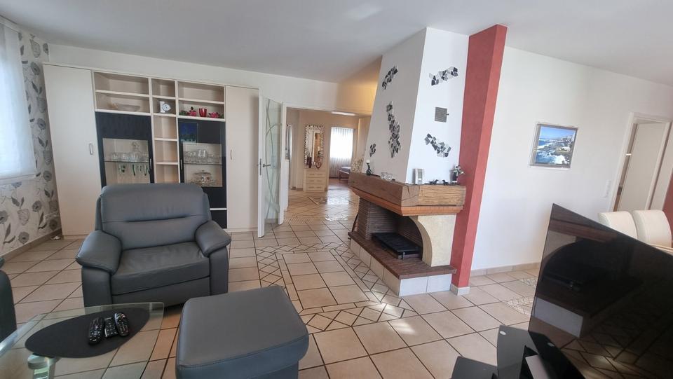 Erdgeschoßwohnung Wöllstadt - 3 Zimmer, 115 m&sup2;, 1.500&euro; | Angebot:24521281