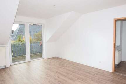 Wohnung Naumburg - 2 Zimmer, 47 m&sup2;, 380&euro; | Angebot:27053361
