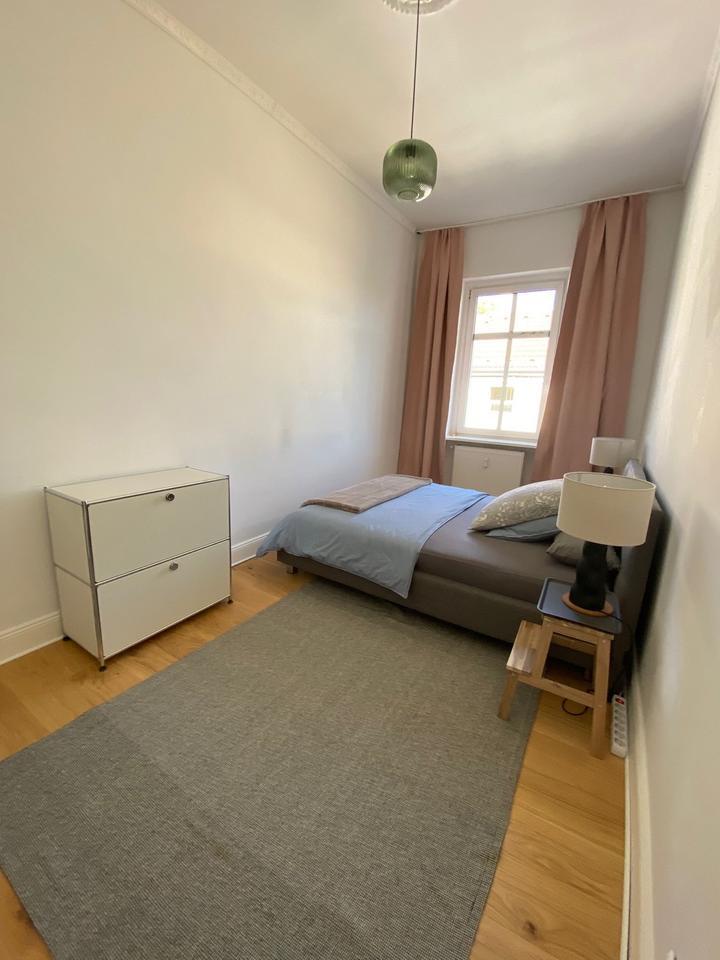 EinZimmerwohnung im Schillerkiez Befristet 4 Monate (sublet)