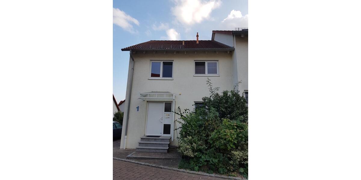 Reiheneckhaus zur Miete mit 6 Zimmer, Garage, 2 Stellplätze, ELW 6 zimmer