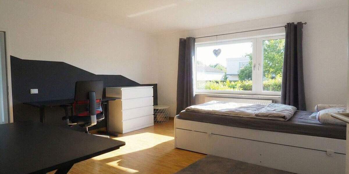 Etagenwohnung Saarbrücken Bübingen - 5 Zimmer, 107 m&sup2;, 900&euro; | Angebot:24909648