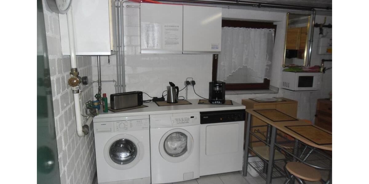 Wohnen auf Zeit Ratingen Lintorf - 1 Zimmer, 18 m&sup2;, 360&euro; | Angebot:26628636
