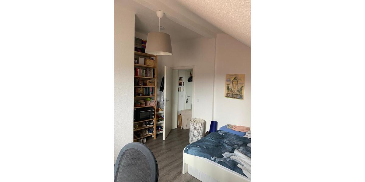 Dachgeschoßwohnung Göttingen Oststadt - 1 Zimmer, 20 m&sup2;, 300&euro; | Angebot:26232228