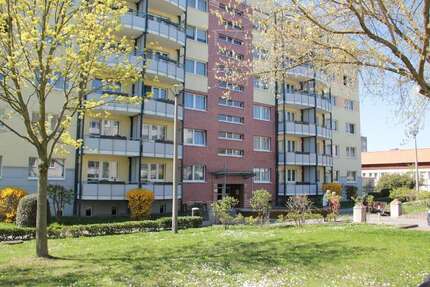 Wohnung Sangerhausen - 3 Zimmer, 69 m&sup2;, 415&euro; | Angebot:26796736