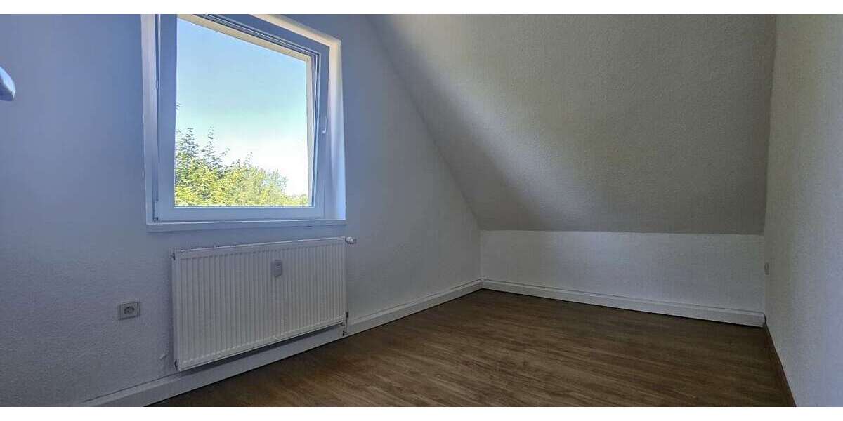 Etagenwohnung Lietzen - 2 Zimmer, 28 m&sup2;, 208&euro; | Angebot:26972352