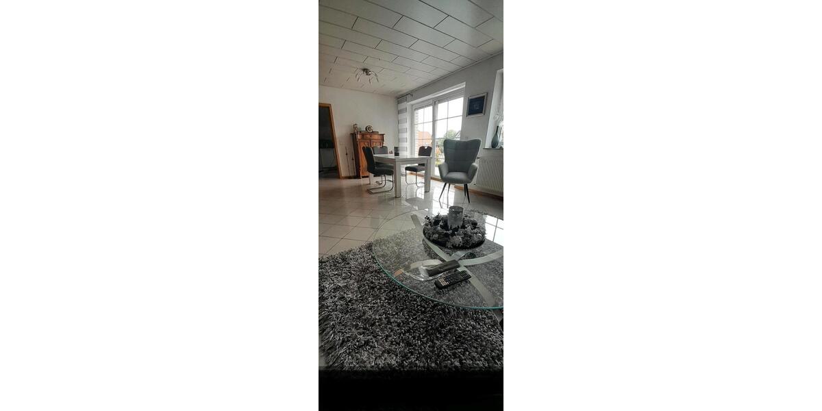 Dachgeschoßwohnung Erwitte - 4 Zimmer, 115 m&sup2;, 750&euro; | Angebot:24478580