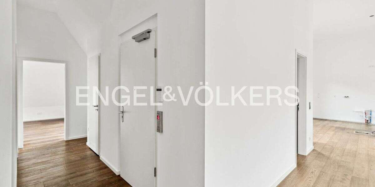 Etagenwohnung Frankfurt am Main Rödelheim - 4 Zimmer, 139 m&sup2;, 2.600&euro; | Angebot:27249104