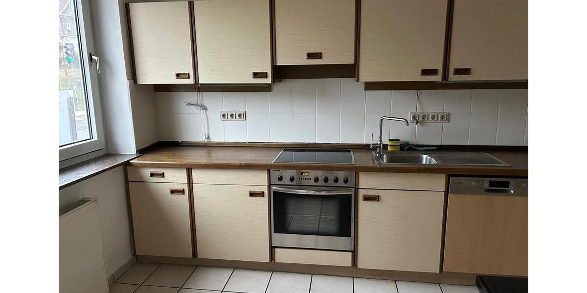 Etagenwohnung Bad Wildungen - 5 Zimmer, 125 m&sup2;, 1.200&euro; | Angebot:26135602