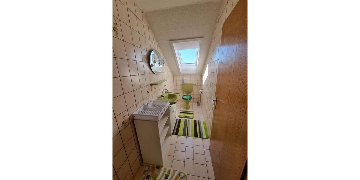 Dachgeschoßwohnung Illertissen - 1 Zimmer, 21 m&sup2;, 260&euro; | Angebot:24713556