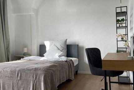 Wohnen auf Zeit Kiel Blücherplatz - 4 Zimmer, 100 m&sup2;, 650&euro; | Angebot:25364670
