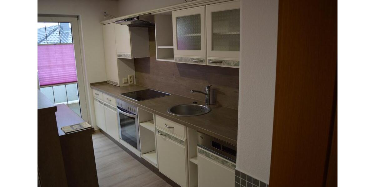 Etagenwohnung Röderland - 3 Zimmer, 90 m&sup2;, 998&euro; | Angebot:24739764