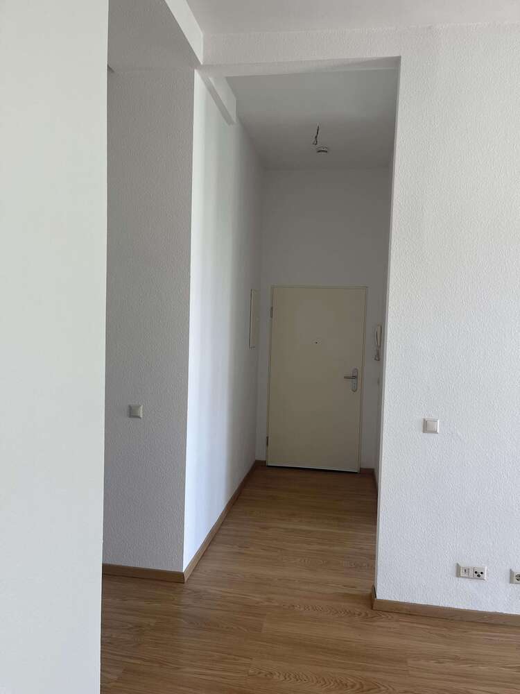 gepflegte 2 Zimmer-Wohnung *ab sofort verfügbar* ruhig auf dem Hinterhof