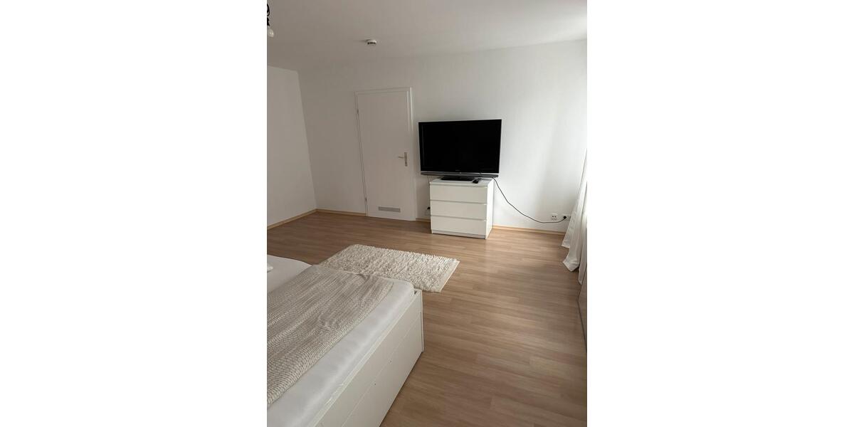 Etagenwohnung München Schwabing-Freimann - 1 Zimmer, 52 m&sup2;, 1.300&euro; | Angebot:26620627