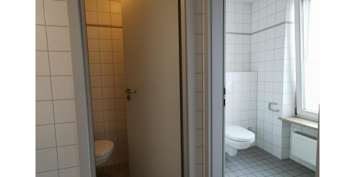 Gewerbeobjekt Landau an der Isar - 1.390&euro; | Angebot:22595278