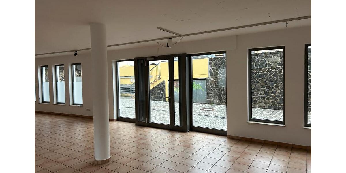 Gewerbeobjekt Butzbach - 1.000&euro; | Angebot:23390352