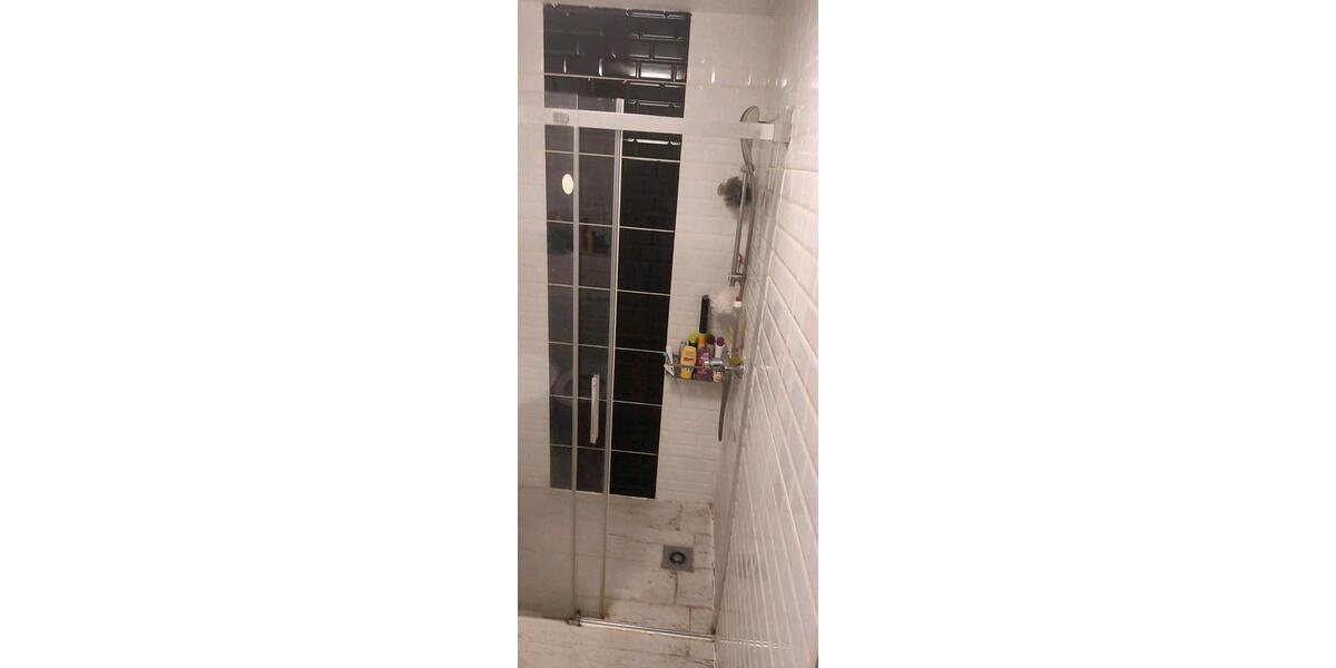 Etagenwohnung Saarbrücken West - 1 Zimmer, 30 m&sup2;, 680&euro; | Angebot:26444345