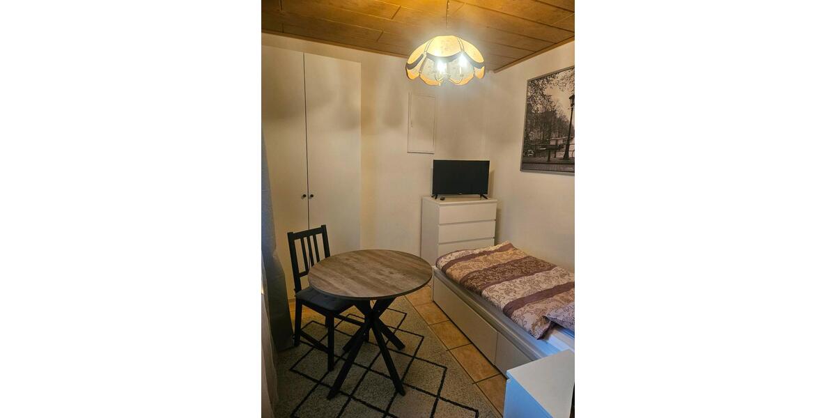 Wohnen auf Zeit Bedburg - 1 Zimmer, 10 m&sup2;, 600&euro; | Angebot:26306456