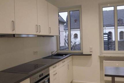 VERMIETET - - - Bitburg, Zentrum, 3 ZKB mit Balkon & EBK