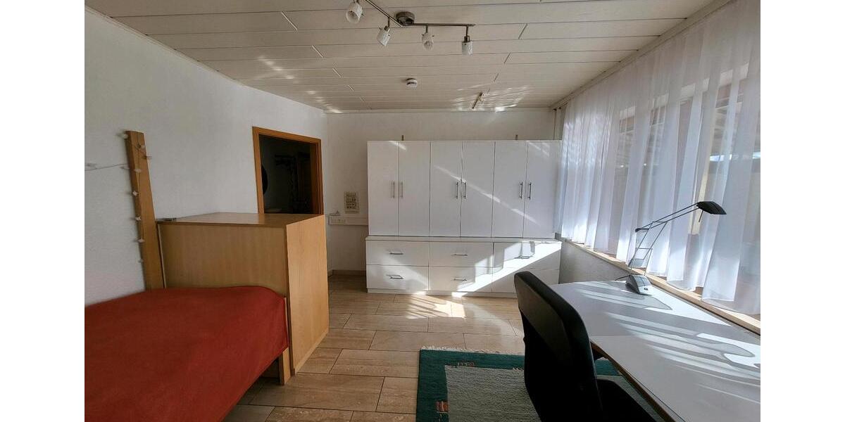 1 WG-Zimmer frei in 2er WG, Würzburg Stadtteil Dürrbachau 1 zimmer