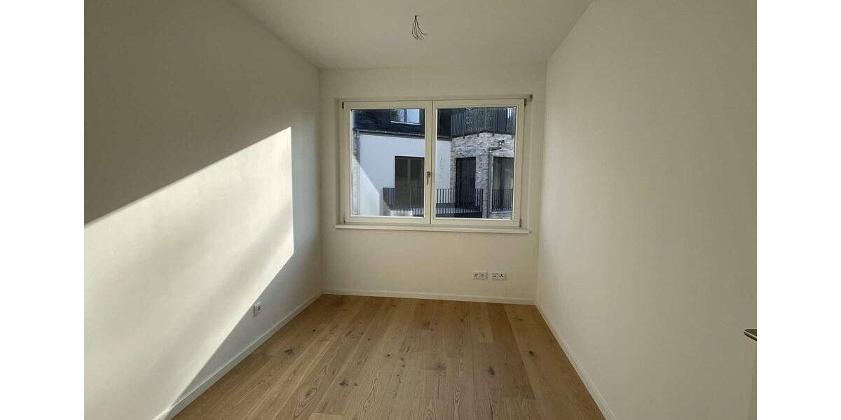 Etagenwohnung Frankfurt am Main Bergen-Enkheim - 5 Zimmer, 132 m&sup2;, 2.550&euro; | Angebot:24865268
