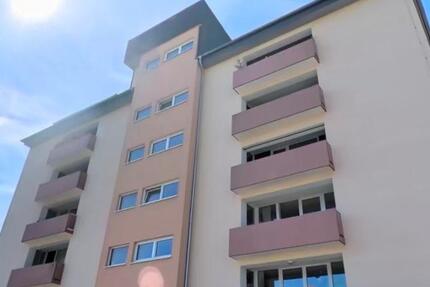 Schöne 2-Zimmer-Wohnung in toller Lage mit EBK, Balkon und Aufzug 2 zimmer