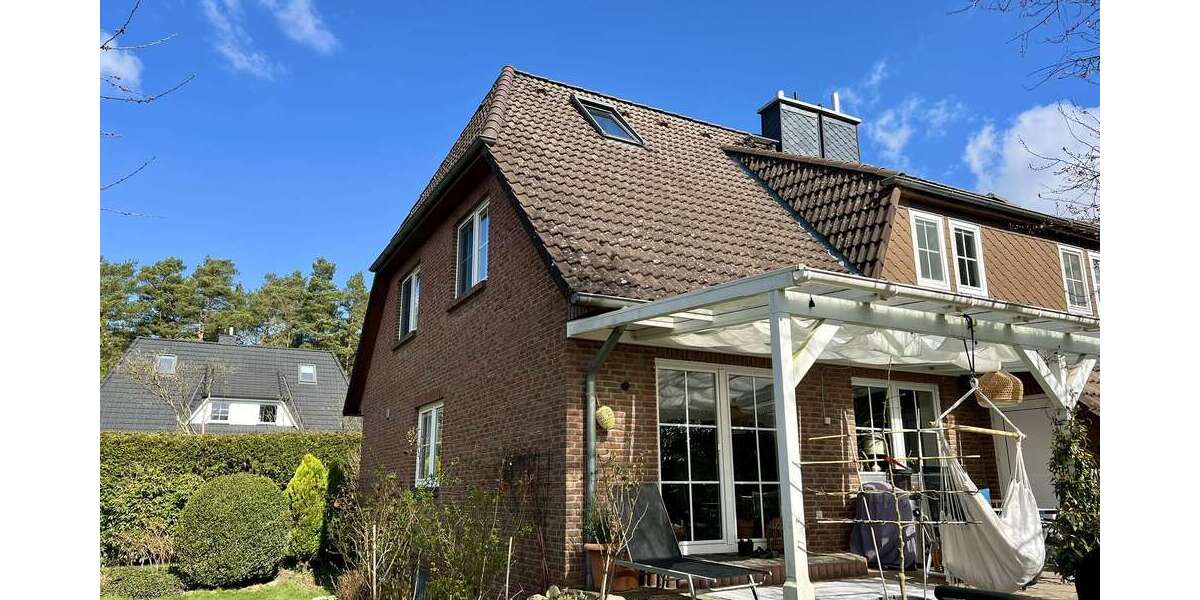 Haus zum Mieten in Buchholz i.d.N. 1.940 € 130 m² 4 zimmer