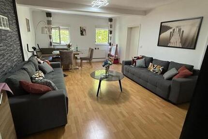 4 Zimmer Wohnung mit Balkon zum vermieten zimmer