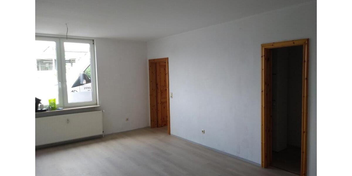 Erdgeschoßwohnung Hemmoor - 2.5 Zimmer, 70 m&sup2;, 600&euro; | Angebot:26547820
