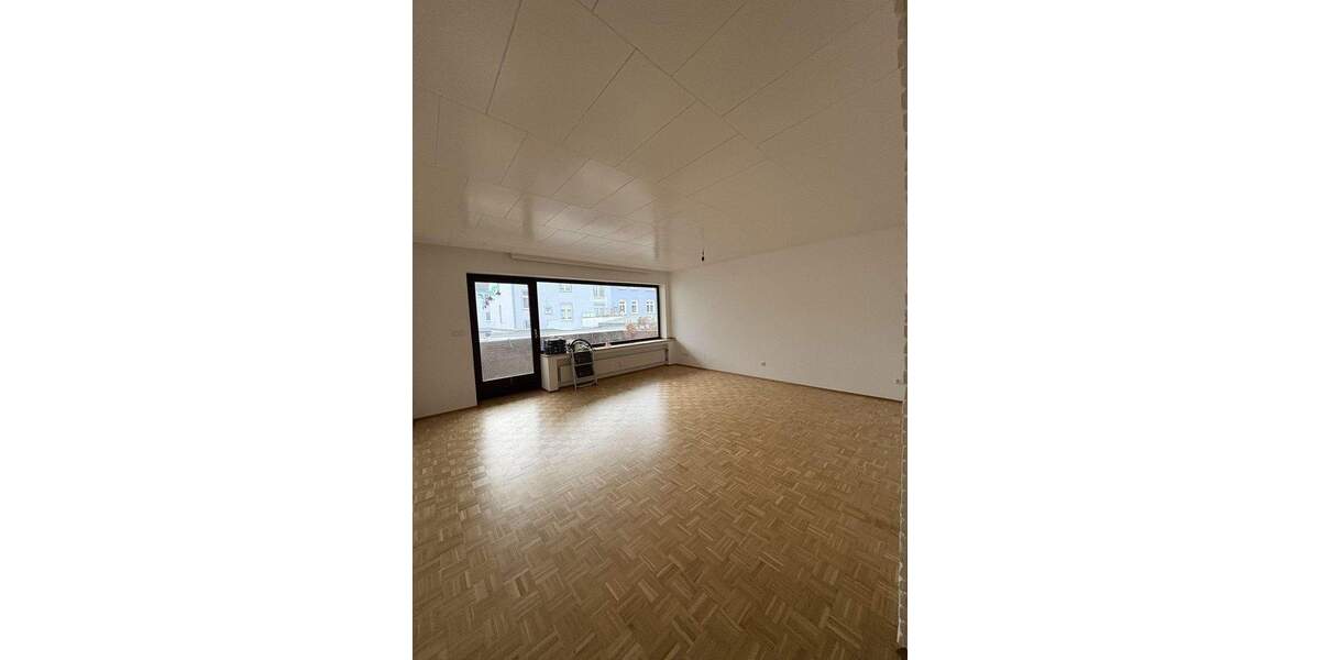 Etagenwohnung Gladbeck Mitte - 3 Zimmer, 94 m&sup2;, 900&euro; | Angebot:25302220