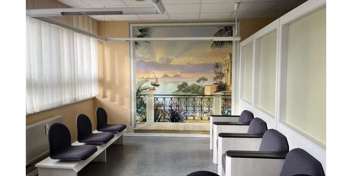 Eindrucksvolle und gepflegte Praxis mit Möblierung im Ärztehaus Bischofswerda! 4 zimmer