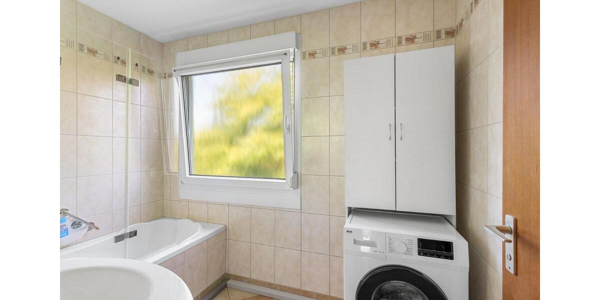 Bright, cozy, partially furnished shared room (17 sqm) 1 zimmer