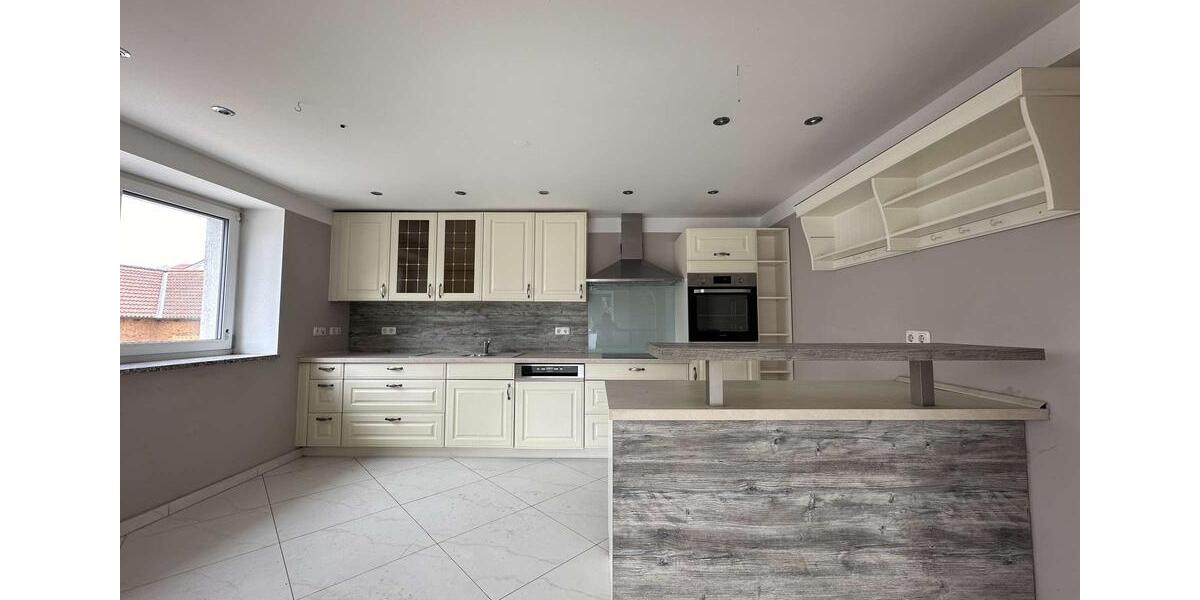 Etagenwohnung Friedberg - 3 Zimmer, 118 m&sup2;, 1.700&euro; | Angebot:26632572