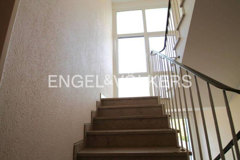 Hilden: Citynah & charmant - Schöne Wohnung mit großer Loggia
