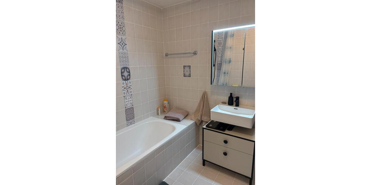 Wohnen auf Zeit Bad Endorf - 1 Zimmer, 36 m&sup2;, 900&euro; | Angebot:25375880