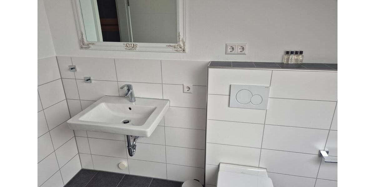Wohnen auf Zeit Schloß Holte-Stukenbrock Stukenbrock - 4 Zimmer, 70 m&sup2;, 17&euro; | Angebot:26526411