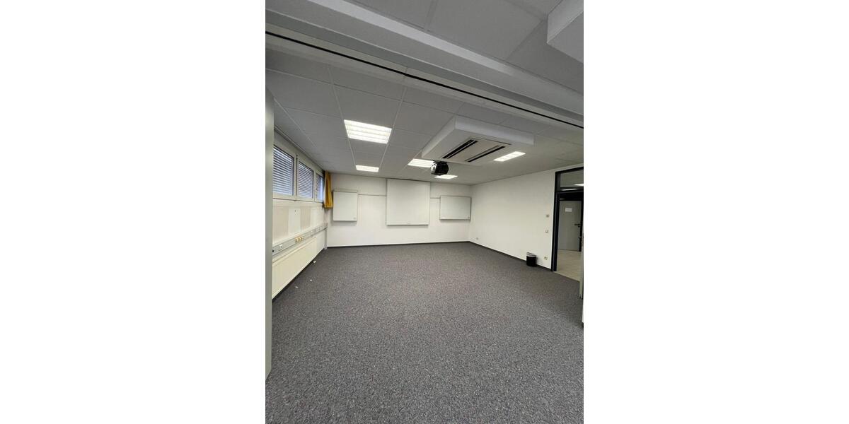 Gewerberäumlichkeiten im Gewerbegebiet Rot-Malsch zu vermieten zimmer