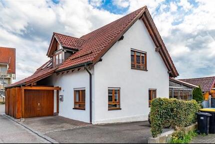 Freistehendes Einfamilienhaus mit Wintergarten 5 zimmer