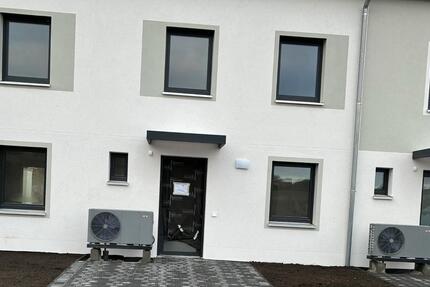 Wohnung Pirna - 4 Zimmer, 120 m&sup2;, 1.800&euro; | Angebot:26041203