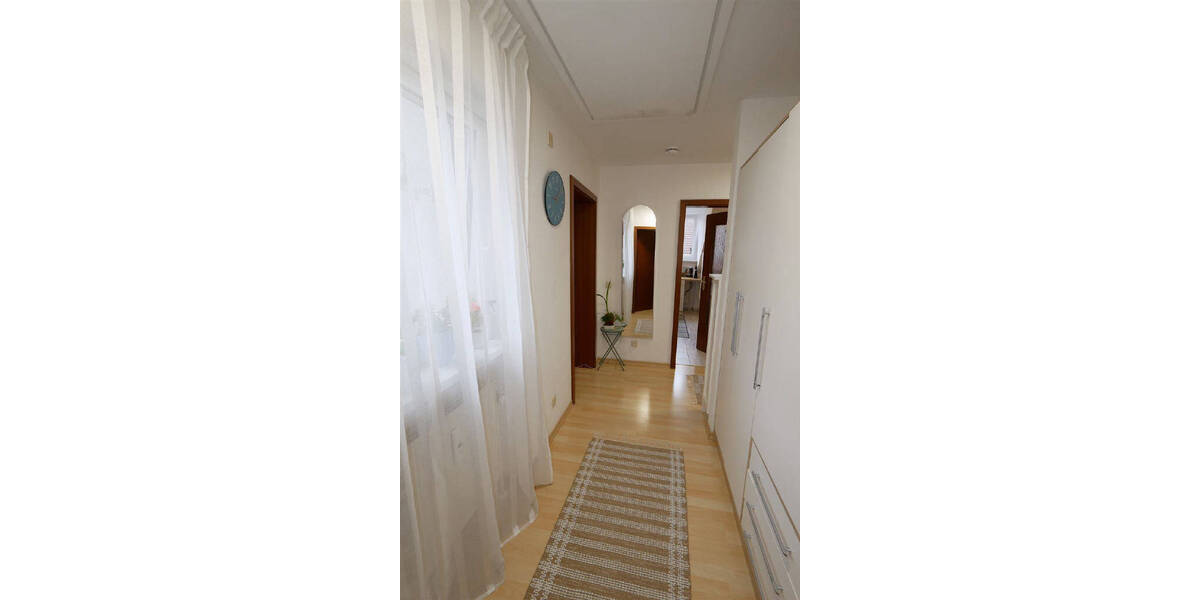 Etagenwohnung Coburg - 2 Zimmer, 60 m&sup2;, 540&euro; | Angebot:26542436